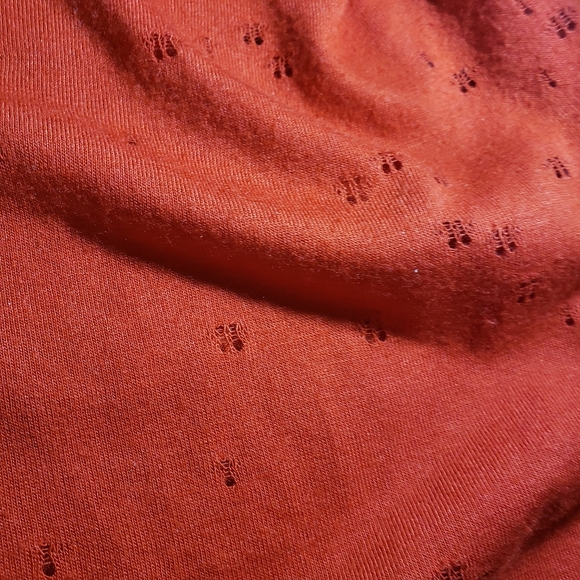 Red Distressed Cut Out Top SZ Medium by Cato - Picture 4 of 10